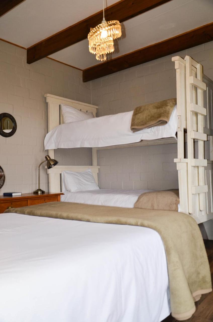The Stables Accommodation Langebaan Extérieur photo